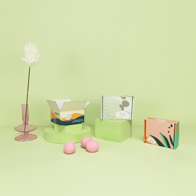 kleine Versandkartons bedruckt