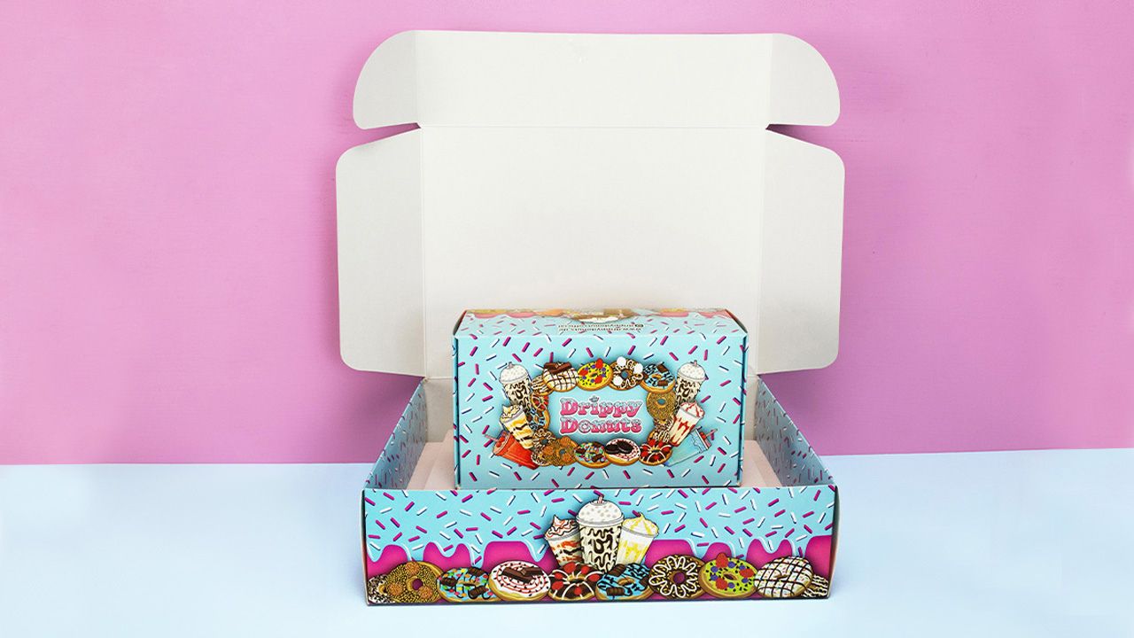 Personalisiert bedruckte Kartons